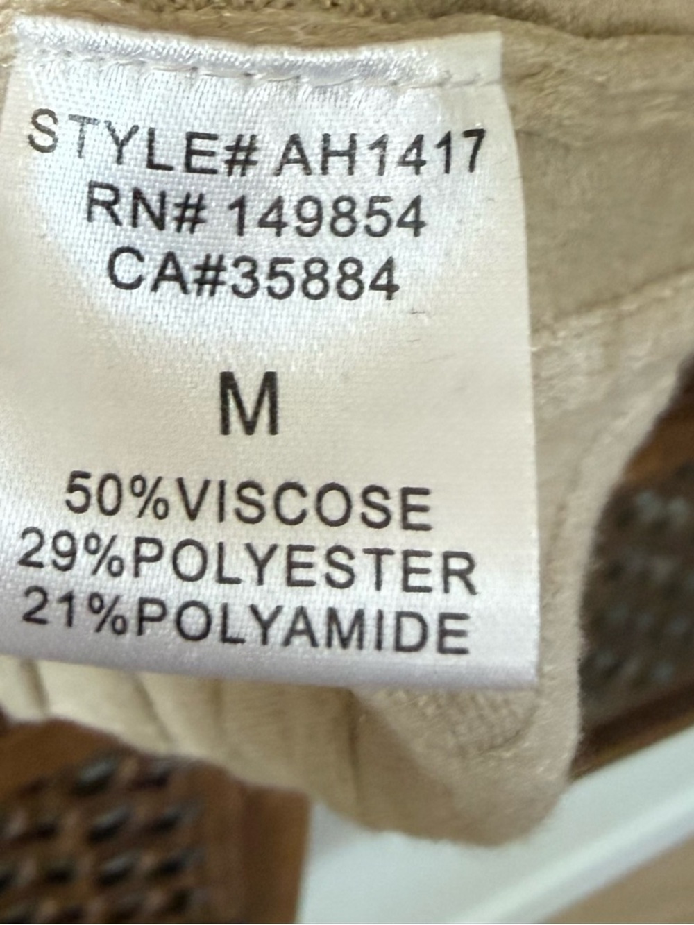 Sadie & Sage Ribbed Sleeveless Knit Top in Beige - Picture 4 of 6